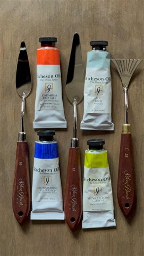 Jason Polins on Instagram: "@silverbrushltd make excellent products! I picked up a few of their palette knives, and I’m using them in this mashup! Palette knives: SBL C23 creative painting SBL 10 rounded SBL 13 large rounded On the left from top to bottom: Cadmium Red Pale- PR108, PO20, Richeson Oils On the right from top to bottom: Ultramarine Blue- PB29, Richeson Oils Secret guest colors: Ice Blue- PW6, PBr7, PB27, Richeson Oils Shiva Yellow Citron- PY3, PW6, PG7, Richeson Oils Using their pal