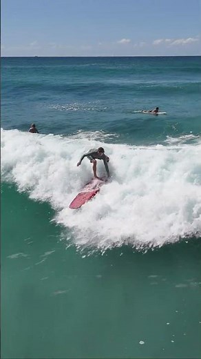 Fletcher Dickman riding a Nettleton single fin. #longboardsurf #surf