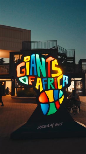 Highlights from the Threads of Africa Fashion Show at Zaria Court, featuring performances by Alyn Sano and Nel Ngabo, plus a surprise appearance by Tekno. #VisitRwanda #GOAFestival2025 | Visit Rwanda