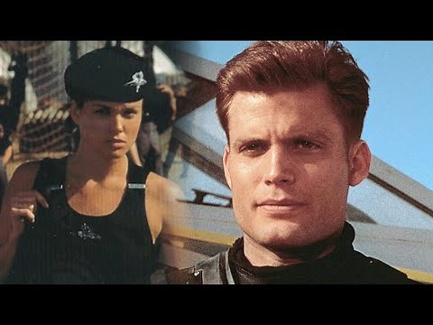 (Starship Troopers) Johnny Rico & Dizzy Flores🌠Can You Feel The Love Tonight? 💞