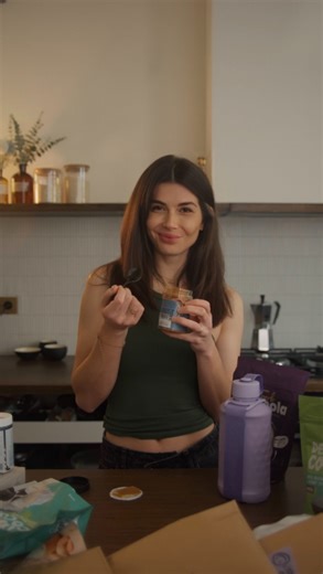 Dglobe on Instagram: "Envie de te faire plaisir sans culpabiliser ? Voici tout ce que j’ai reçu dans ce gros unboxing @prozis 👇🏻 🥜 Beurres & toppings • Beurre de cacahouète à la cannelle • Beurre de cacahouète aux noix de pécan caramélisées • Cacahouètes hachées • Chocolate drops – chocolat noir 🥥 Ingrédients & snacks • Noix de coco râpée • Noix de coco séchée • Farine d’amande • Barre cacahouètes & chocolat au lait 🥣 Granolas • Superb Granola – Speculoos • Superb Granola – Açaï, fraise & c