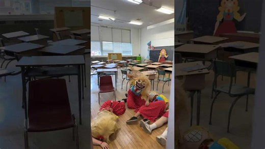 Poppy Playtime Cosplay - Classroom Chaos