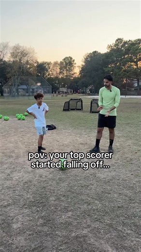 Forza Taktik FC on Instagram: "Rizz Kid fell off and had to regain all his aura 😮‍💨📈 @kzfadez got him looking clean 🔥 #futbol #soccer #football #haircut #footballvideo"