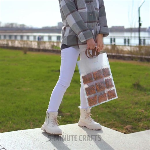 906K views · 10K reactions | Eco Leather Bag Crafting  | 5-Minute Crafts | Facebook