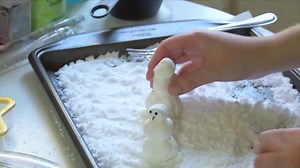 ‘How to make your own snow’ craft that’s perfect for snow and craft lovers alike