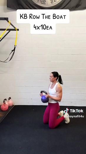 Core Warm-Up. 2 Exercises. 4 Rounds. Val Slide Alligators 4x6ea KB Row The Boat 4x10ea VS Alligators are hard AF. Modify by sliding your arm out only as far as you can go without breaking your form. Form is most important. Squeeze your core and glutes on both exercises. These will definately get you ready for a great workout! #fitforyou #girlswholift #strongwomen #🍑 #gymtok #nobull #lululemon #fittok #kettlebell #kettlebelltraining #glutesworkout #warmup #