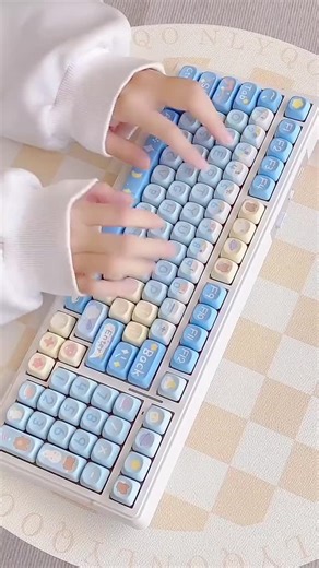 Kawaii Keys on Instagram: "The cutest pastel night time keycaps in our shop💕 Get yours👉Link in bio @kawaiikeys.shop . . #keycaps #keycap #keyboard #mechanicalkeyboard #keeb #desksetup #keyboards #customkeycap #keycapdesign #keycapset #cutekeycaps #keebs #mechkeys #aesthetickeyboard #cutekeycaps #customkeycaps #artisankeycaps #pastel"