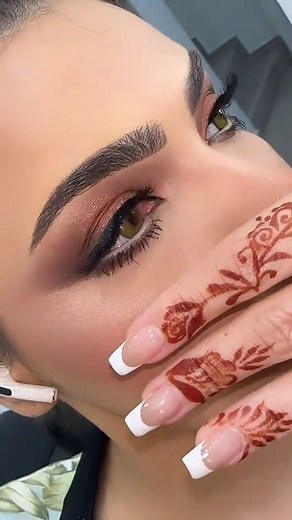 Free Online Makeup Course: Elevate Your Skills