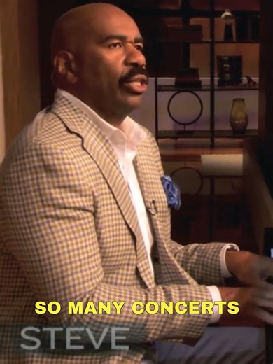 Steve Harvey's Hilarious Piano Mishap Revealed