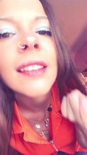 Made this in the same bedroom I learned this song on guitar. Love playing gigs in my hometown!!! #y2k #fyp #songwriter #avrillavigne