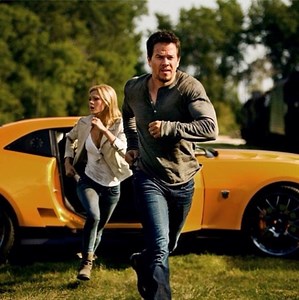 New Transformers: Age of Extinction Still featuring Cade and Tessa Yeager