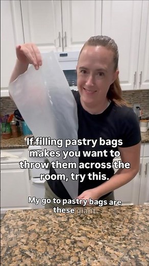 How to fill a pastry bag. #baking #bakingtips #cakedecorating #cupcakes #beginnerbaker #icing