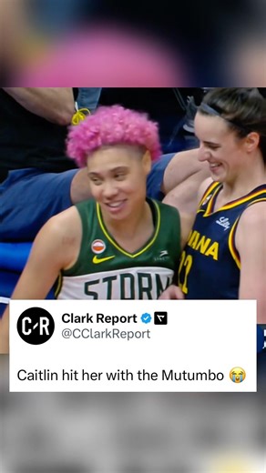 Caitlin Clark hit ‘em with the finger wag and joked with Natisha Hiedeman afterwards 😭