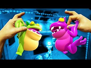 Tiny Aliens INVADE My ROOM (Little Critters VR Gameplay)