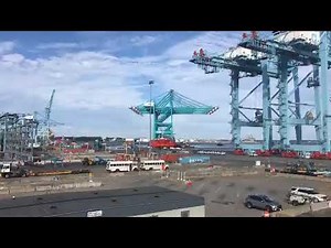 Time Lapse: Port of Virginia Gets East Coast's Largest Container Cranes