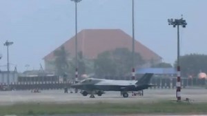 UK Navy's F-35B Jet Still Stuck In Kerala 6 Days After Emergency Landing, Could Be Airlifted If Snag Persists