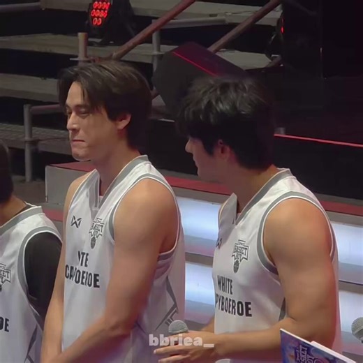 Marc predicting white team will lose and Gawin won’t have a championship came true omg JOSSGAWIN 8X88 MATCH10#3Fight3BasketBoySS2xJGFinal