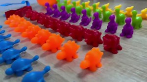 Counting Dinosaurs Color Sorting Toys with Rainbow Bowls,Sensory Training & Counting Activity Montessori Education Learning Activities Easter Basket Stuffers Gifts for Boys Girls