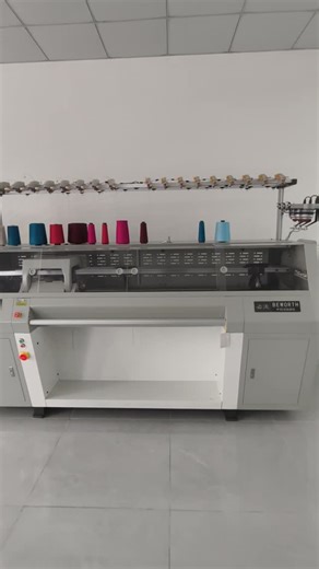 Eiko on Instagram: "Seamless sweater all-in-one machine, just need to master the use of the machine, you can knit a whole sweater, hat, pants#Seamless all-in-one machine, computer, low loss"