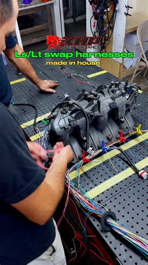 625K views · 15K reactions | Proceso de Ls/Lt swap de harnesses que hacemos en casa•#houston #racing #harnessracing #motorsport #v8 #viral #fyp #trokiando #performance #chevy #lsswap #ltswap | KHP Performance & Tuning | Facebook