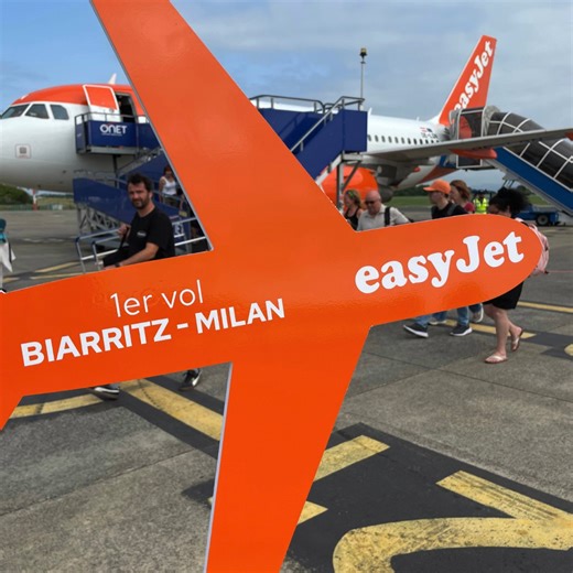 🧡✈️ C’est parti pour Milan avec @easyJet ! Lundi 23 juin, l’aéroport de Biarritz a célébré le 1er vol direct vers Milan Malpensa, opéré par easyJet ! Une nouvelle liaison estivale, disponible jusqu’au 29 août 2025, pour relier le Pays Basque à l’Italie en 1h30 chrono 🇮🇹☀️ 🚀 Une belle nouveauté qui s’est déroulée en présence de la direction de l’aéroport : Patrick Chasseriaud, Président Pascal Géraudie, Directeur Un grand merci à easyJet pour sa confiance et son engagement à développer l’offr