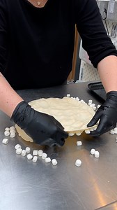 1.1M views · 7.7K reactions | Cinnamon Sugar Marshmallow Bombs! Melted hearts start here 癩 | Chefclub Network | Facebook