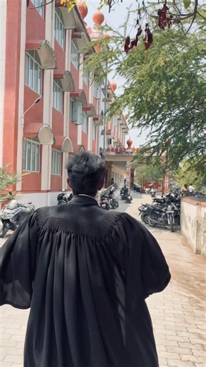 I don’t want to satisfy my client😌i want to dismantle the courtroom😈 #advocate #advocatechannel