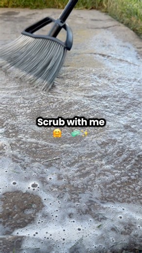 Scrubbing sounds 🫧🎧🧼 #satisfyingsounds #scrubbing #asmrsounds #fypシ | Cleanupwithlaur
