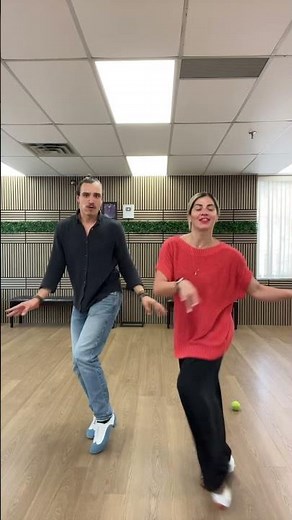 Splish Splash Dance 🤩