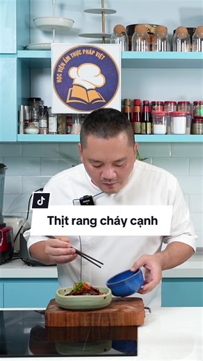 Thịt rang cháy cạnh ngon với hắc xì dầu