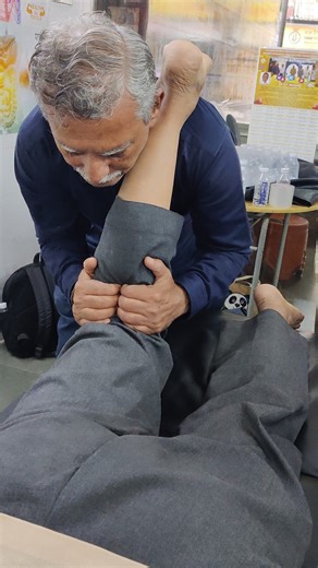 236K views · 2.7K reactions | Chiropractic Bone Setting Therapy...