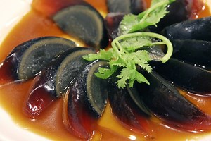 How To Tell If Century Egg Has Gone Bad - Easy Peasy! - Miss Vickie