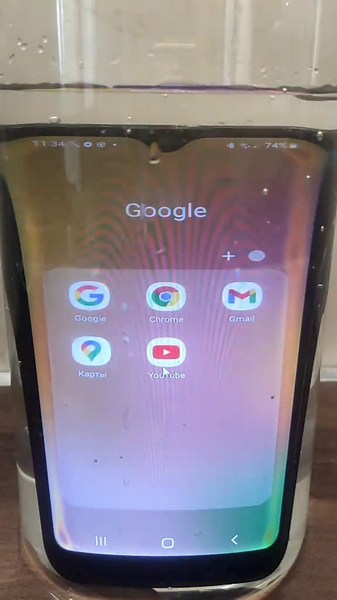 Samsung galaxy a01📱 почти две минуты под водой ⌚ очень начальный результат в нашем эксперименте #samsung#эксперимент#креосан#смартфон#гаджеты