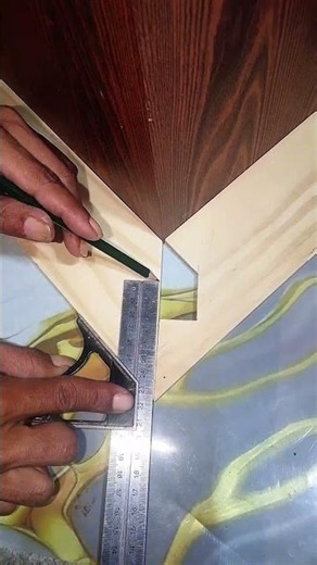 Simple trick for joining wood corners #carpentry #woodworkingtips #ideas #woodjoint #diy #skills