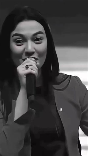 Muniba Mazari motivational speech highlights