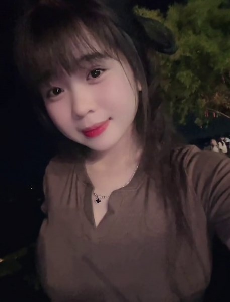 Video của Gái m52 (@bichtramn90801) với bản nhạc nhạc nền - Gái m52