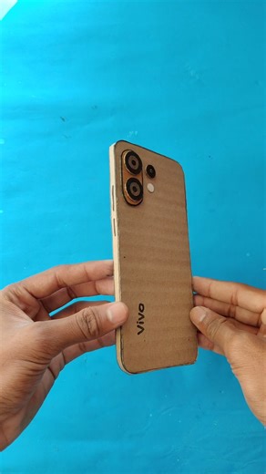 "Vivo V60 Cardboard Mobile 😱 Bilkul REAL Jaisa DIY Craft! 📱✨ #Shorts"