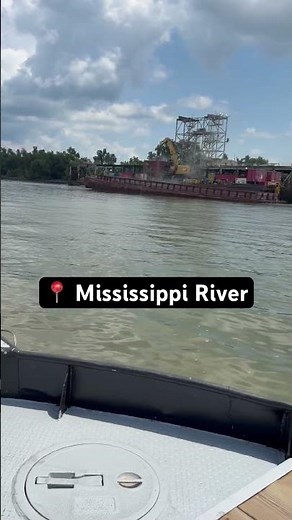 One barge at a time! #maritime #mississippiriver #cat #heavyequipment #operator
