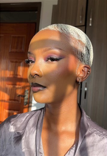 Makeup Therapy: The Healing Art of Self-Expression