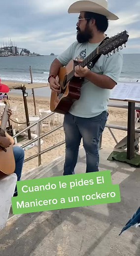 El Manicero: Guitarra y Requinto con Rockeros