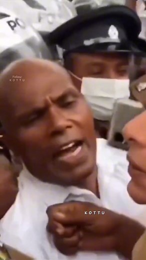 2.4M views · 28K reactions | #linkedin #likes #video #f #live #followers #n #s #model #spotify #news #marketingdigital #followme #smile #meme #lifestyle #followback #travel #beauty #l #life #share #facebooklive #fun | SL WEB TALKS | Facebook