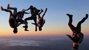 Sky divers take flight at national competition in Eloy