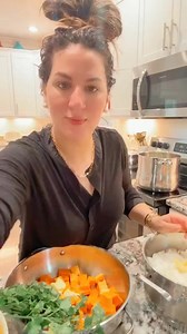 Nadia's table on Reels