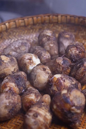 Taro paste wrapped around the aroma of meat, one bite and you'll feel the warmth of autumn | Nowi