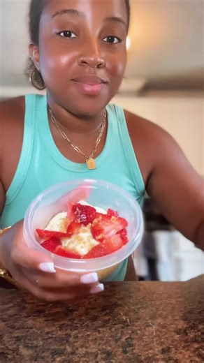 Strawberry Cheesecake Protein Pudding Recipe for Protein Goal | Janine's Macro Nutrition Journey