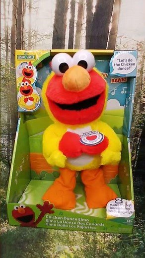 chicken dance by Elmo #amazing #cute #popular #ytshort