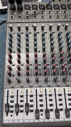 Behringer Xenyx 2442Fx 0977918020 | Hồ Thiên Phú