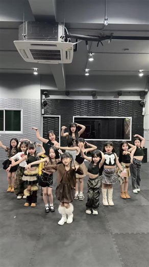 สอนเต้นกับครูจูนในคลาสรวมรวมความน่ารัก