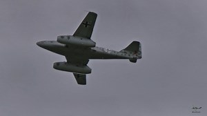 1944. A strange sound above. Faster than anything seen before. “What the hell is that?!” “It’s a Messerschmitt Me 262…” 🎥 Created in cooperation with Aviation Photo Crew #Me262 #AviationHistory #WW2Aviation | Warbirds