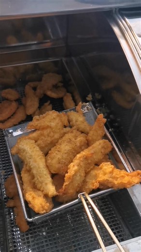 2.2K views | Golden. Crispy. Juicy. Our Southern Fried Chicken Fillets are everything you want in comfort food, fresh, flavourful, and made to order at The Flying Fish!!  Add chips & a dip and you’re all set. https://app.orderopia.com/the-flying-fish/order | The Flying Fish | Facebook